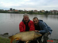 Kapor 21,5kg chytený na M1 od SBS baits