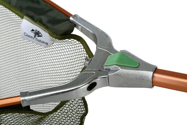 Podberák Giants Fishing Specialist Landing Net 2,2m, 60x60cm Podberák Giants Fishing Specialist Landing Net 2,2m, 60x60cm